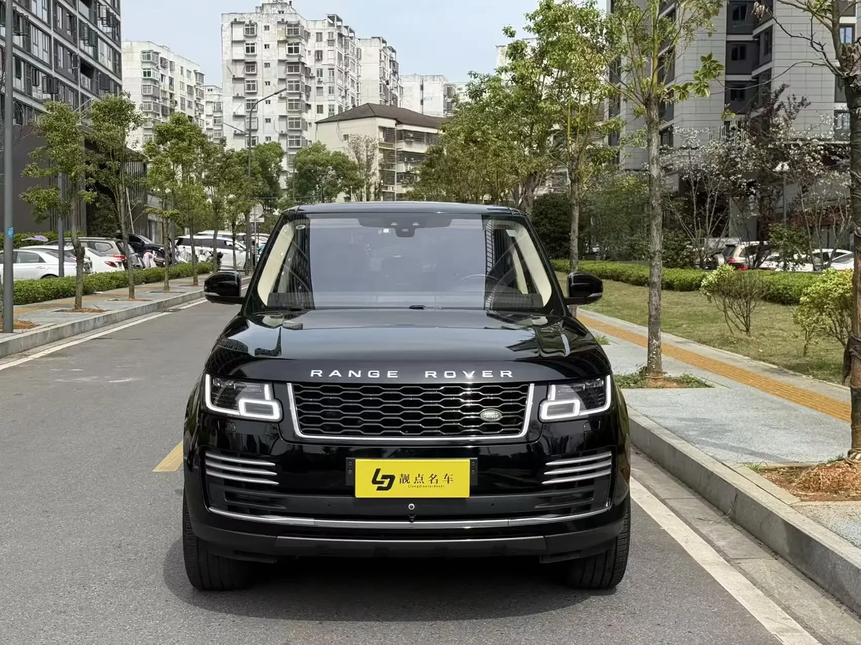 Land Rover range rover