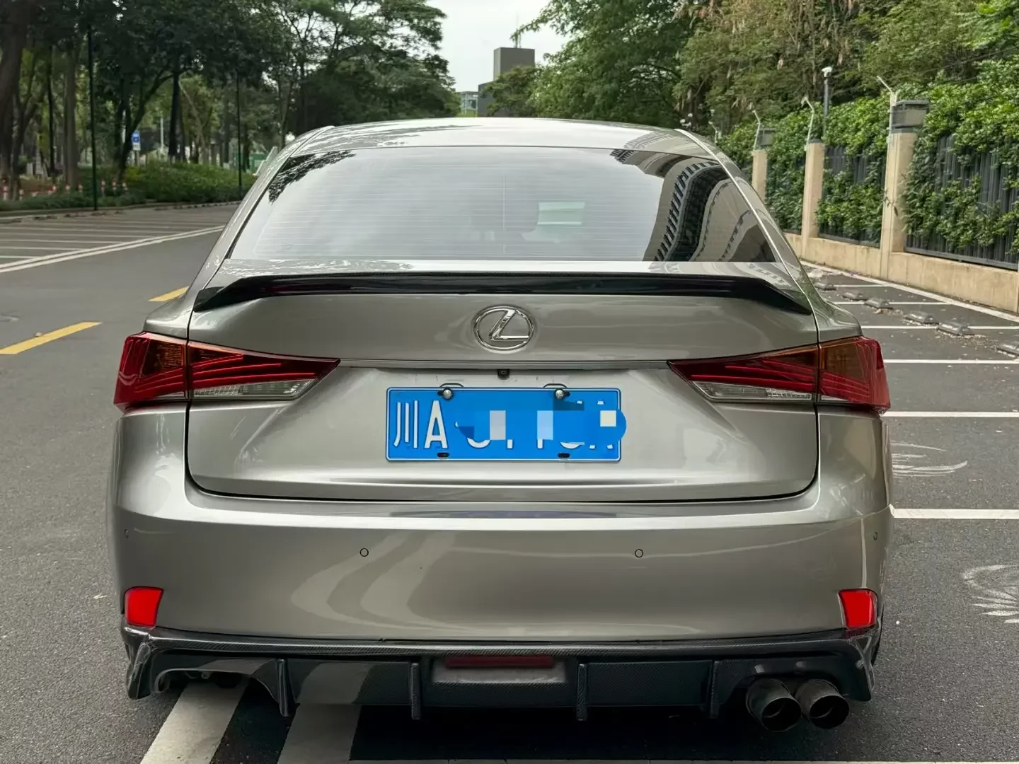 Lexus IS
