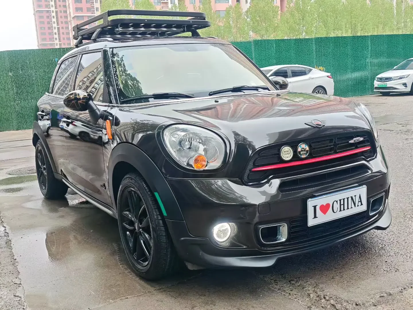 MINI COUNTRYMAN