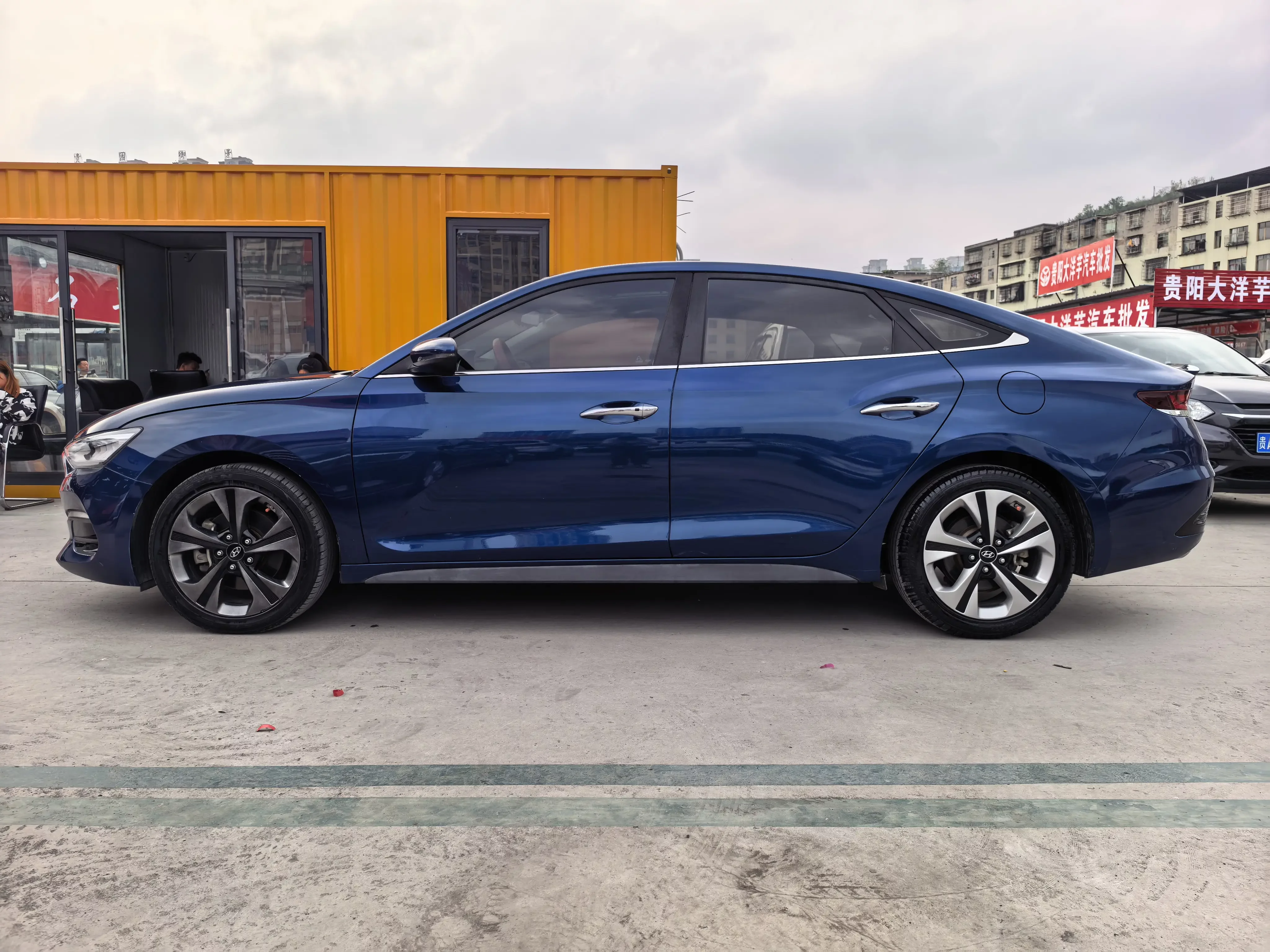 Hyundai Lafesta
