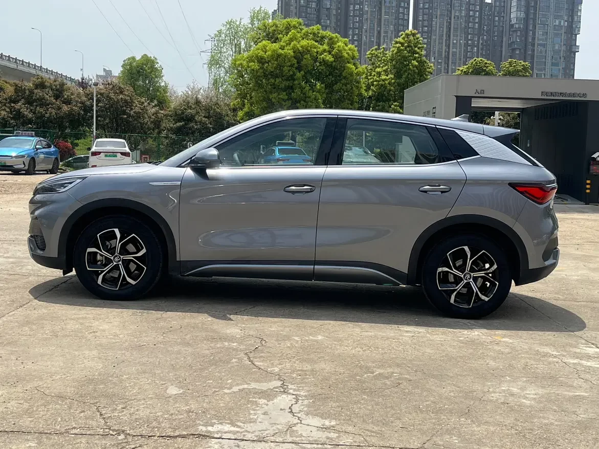 BYD Yuan PLUS