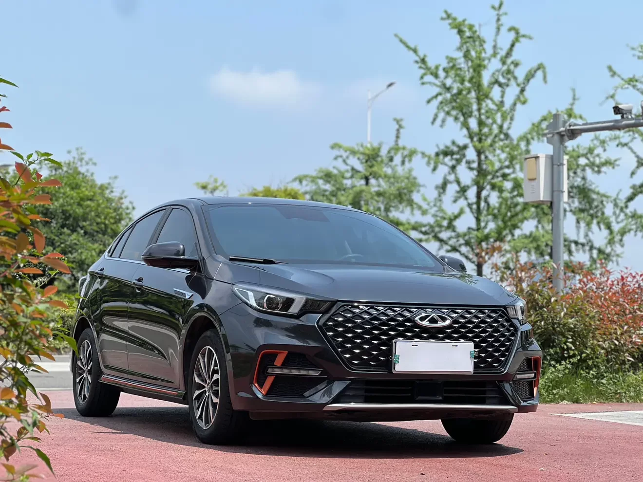 Omoda S5