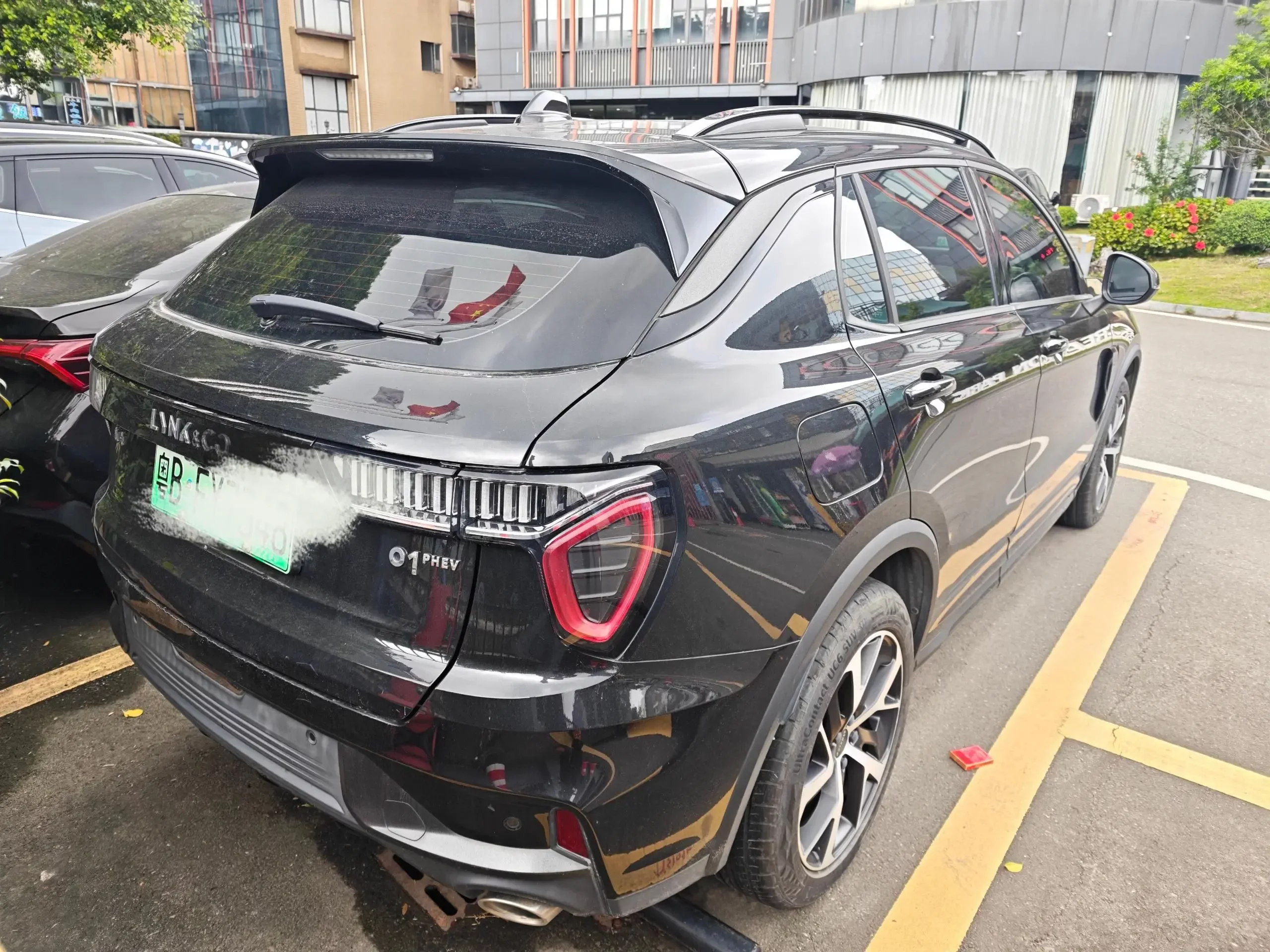 Lynk & Co 01 EM-P
