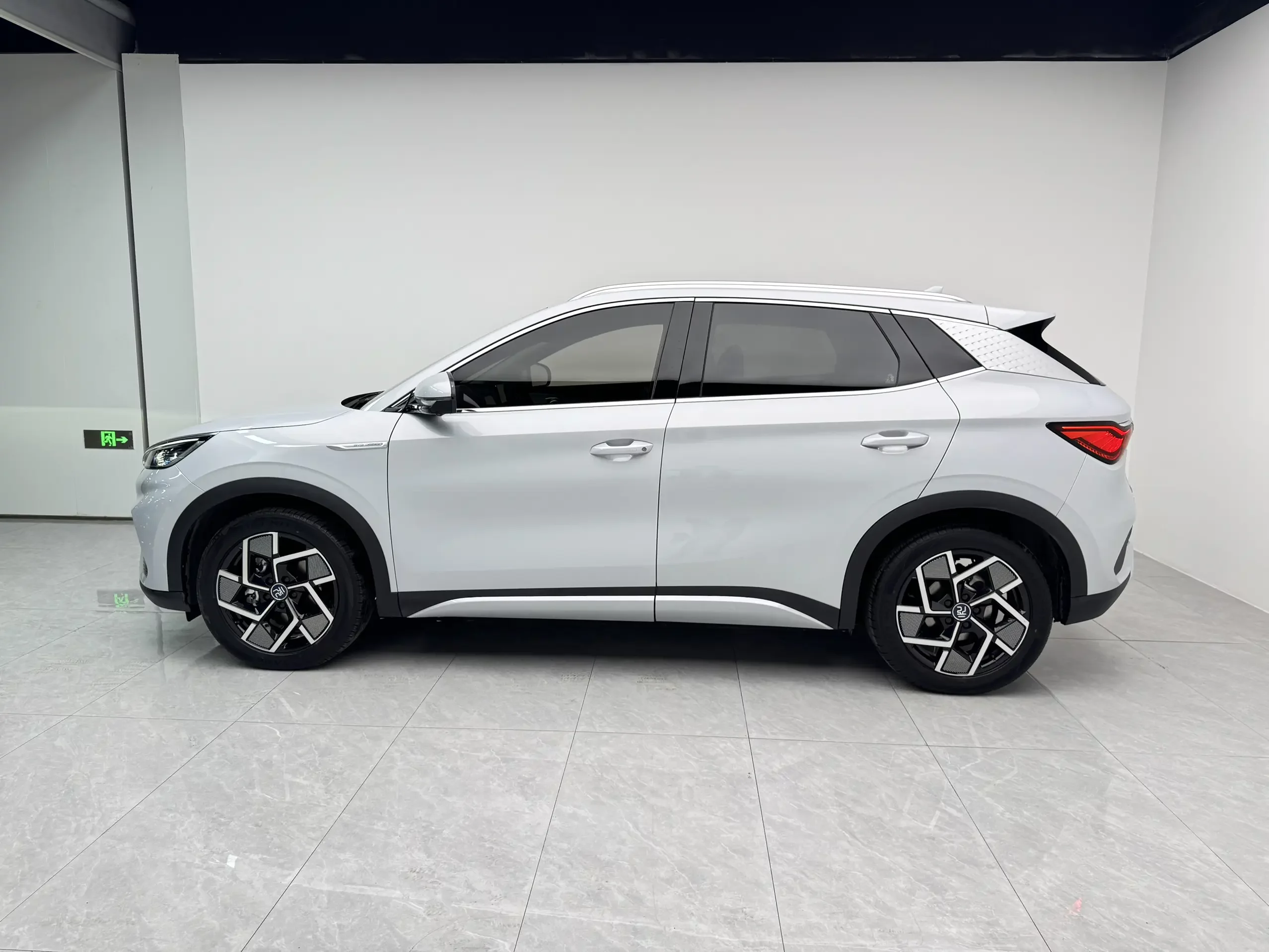 BYD Yuan PLUS