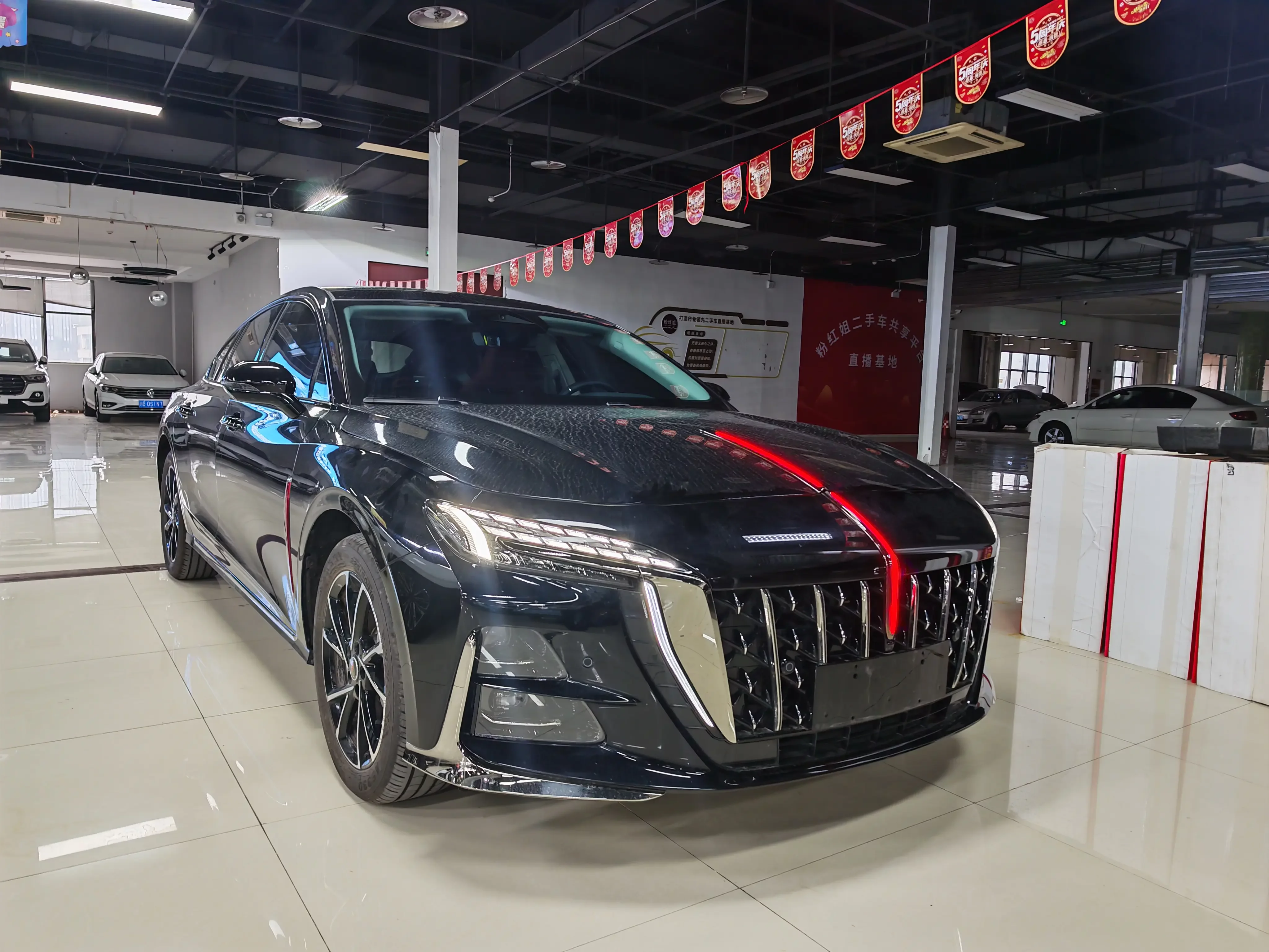 Hongqi H6