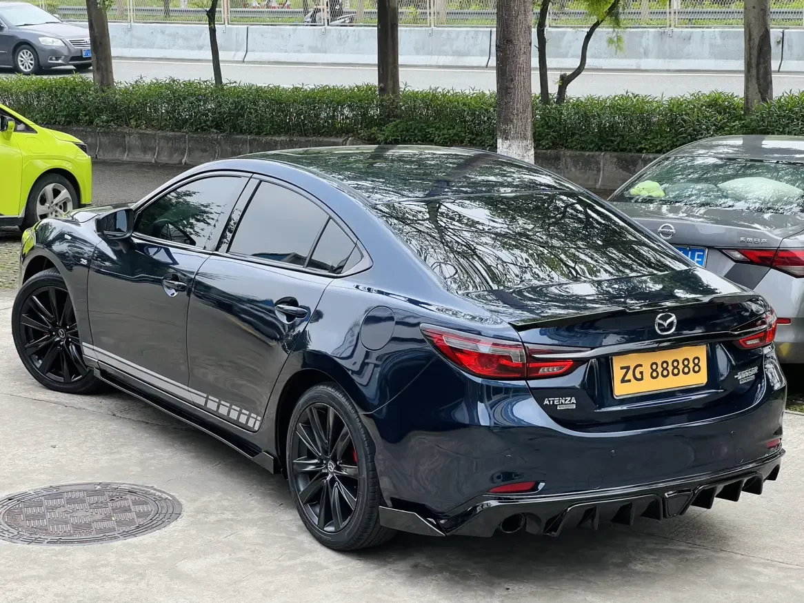 Mazda Atenza