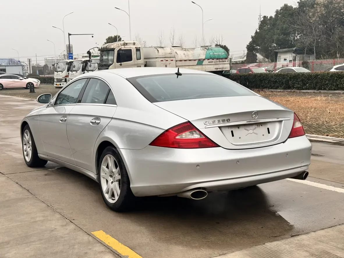 Mercedes-Benz CLS
