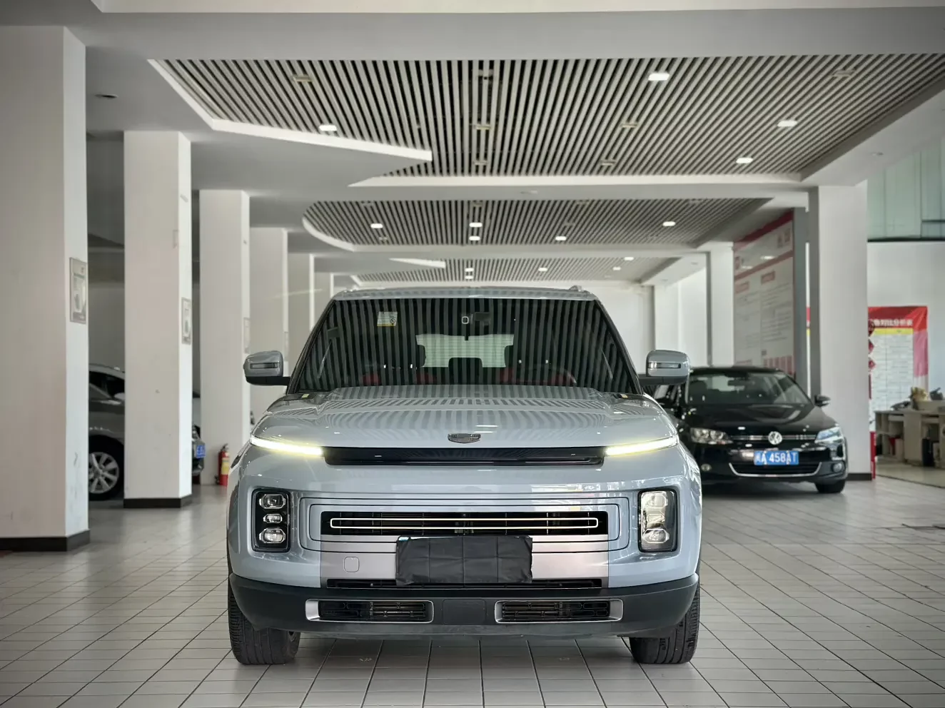 Geely ICON
