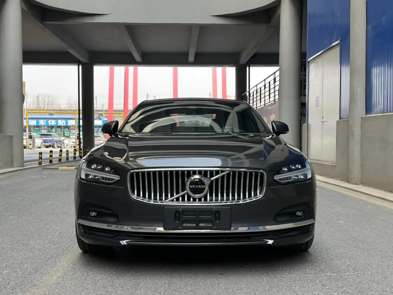 Volvo S90