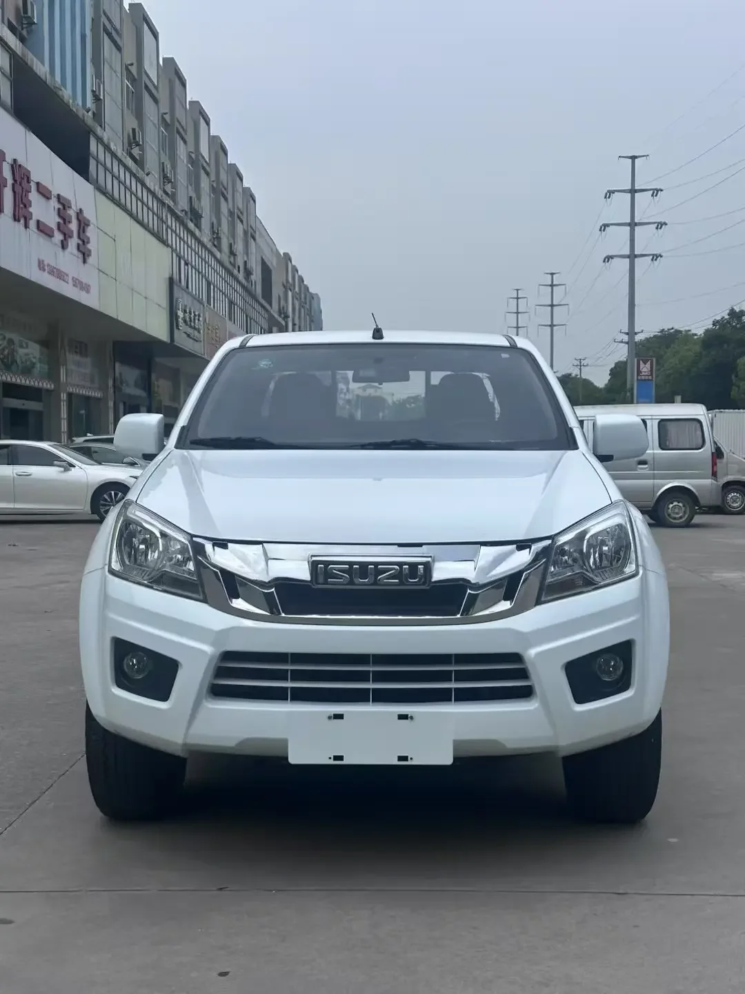 Isuzu RE-MAX