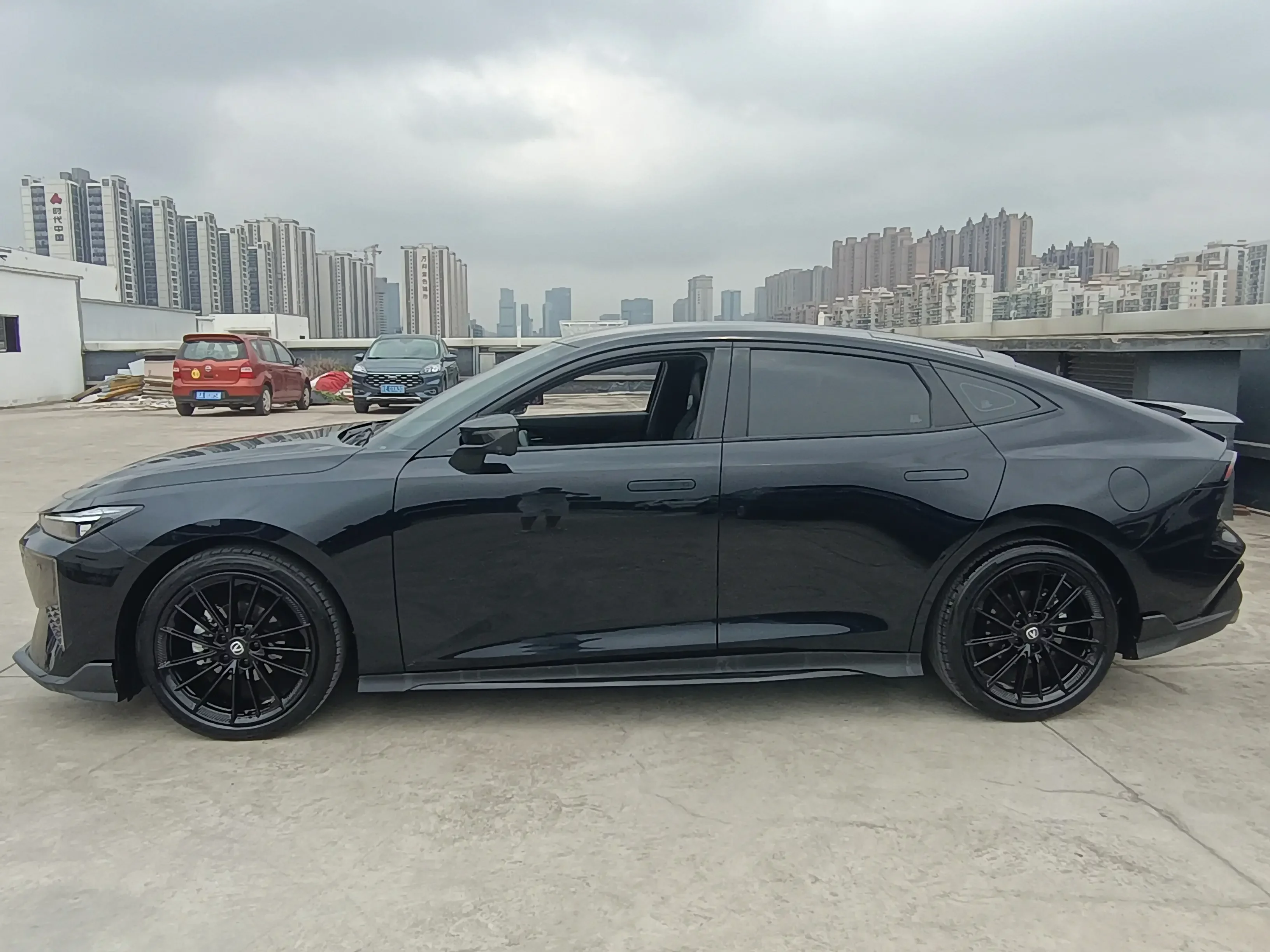 Changan UNI-V
