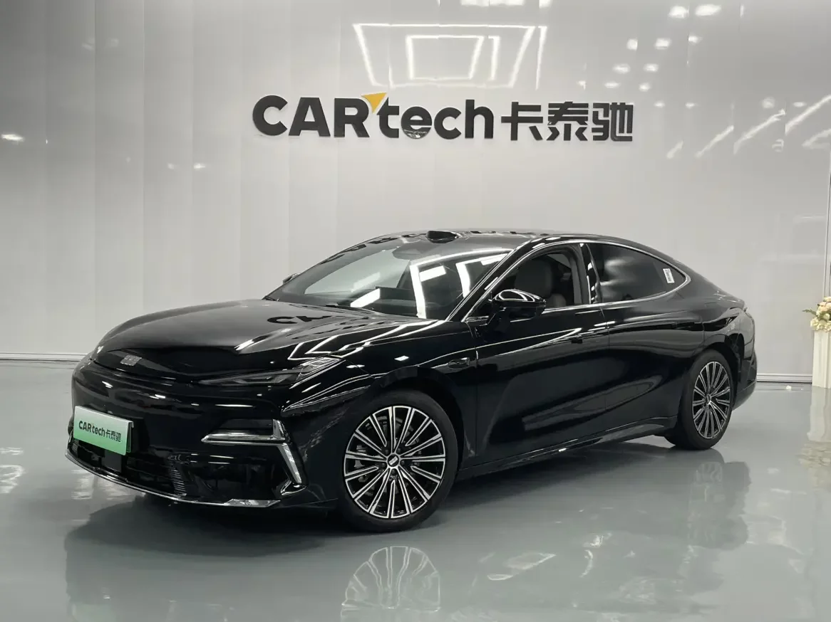 Geely Galaxy Star 8 PHEV