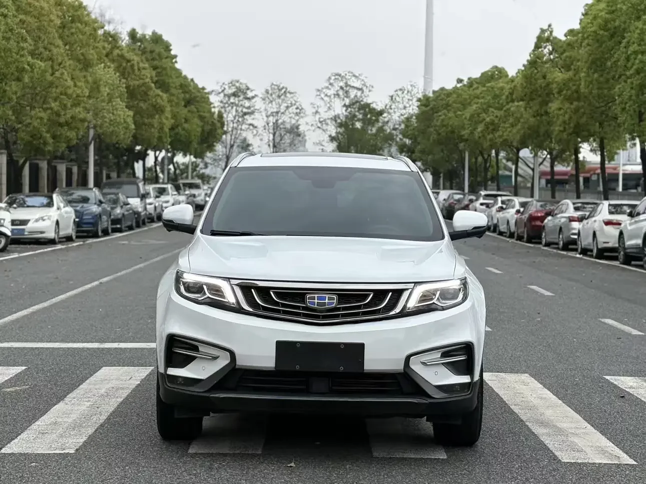 Geely Atlas