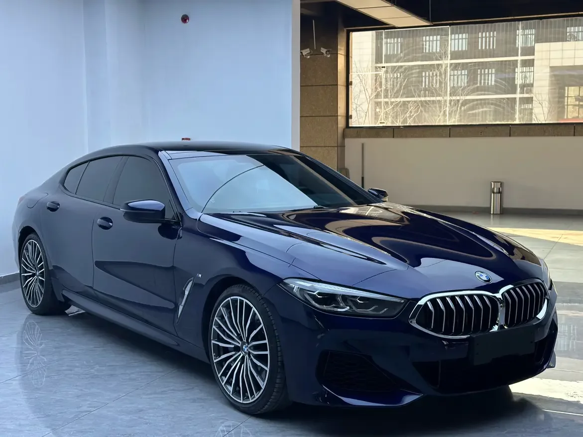 BMW 8 Series