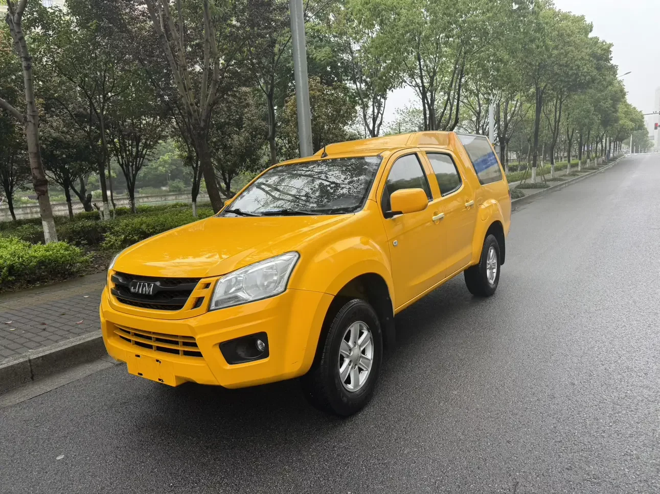 Isuzu RE-MAX