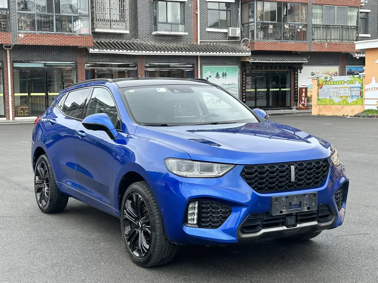 Wey Wei brand VV5