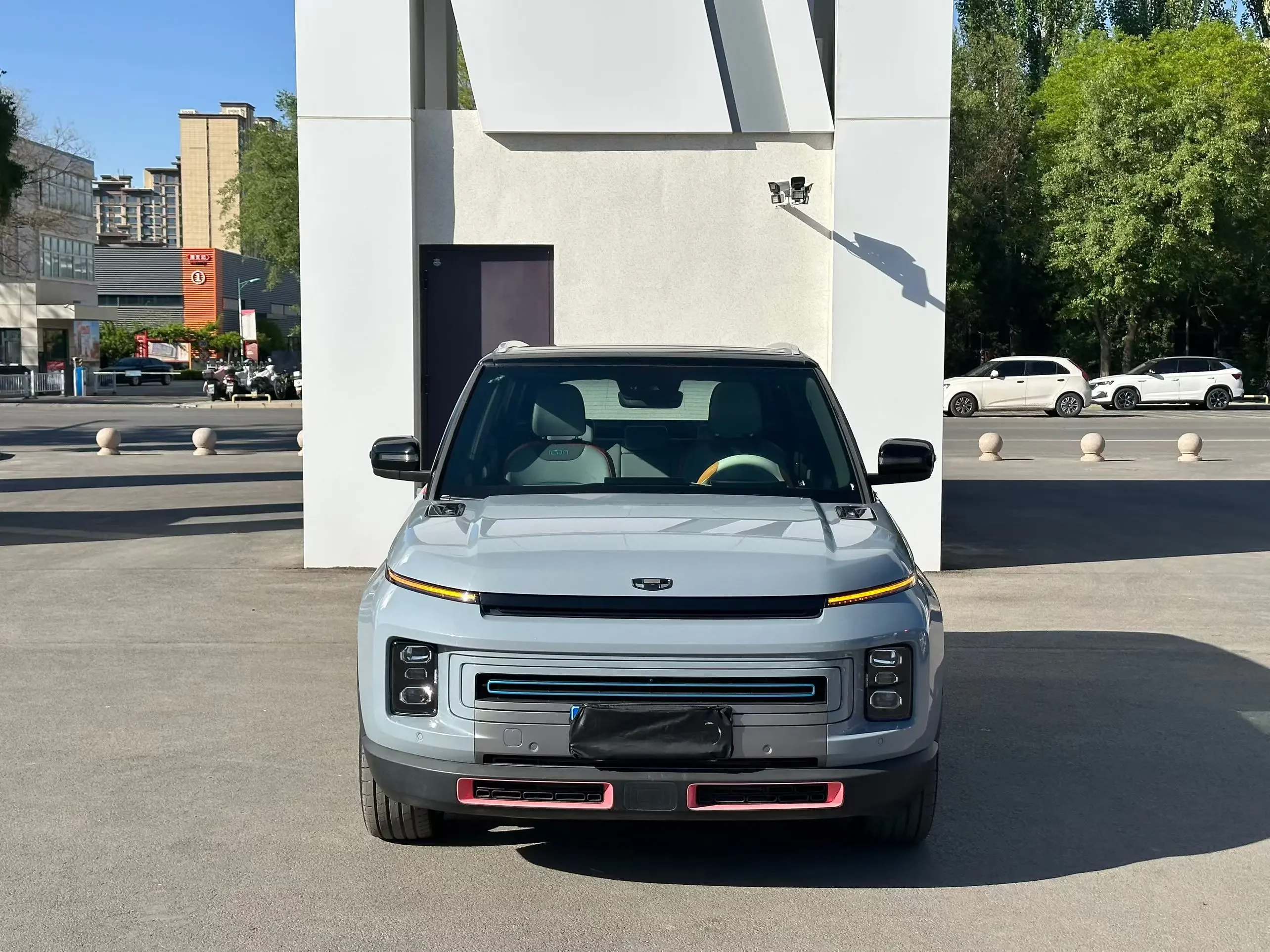 Geely ICON