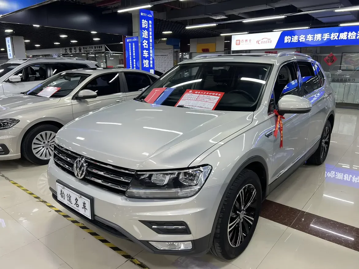 Volkswagen Tiguan L
