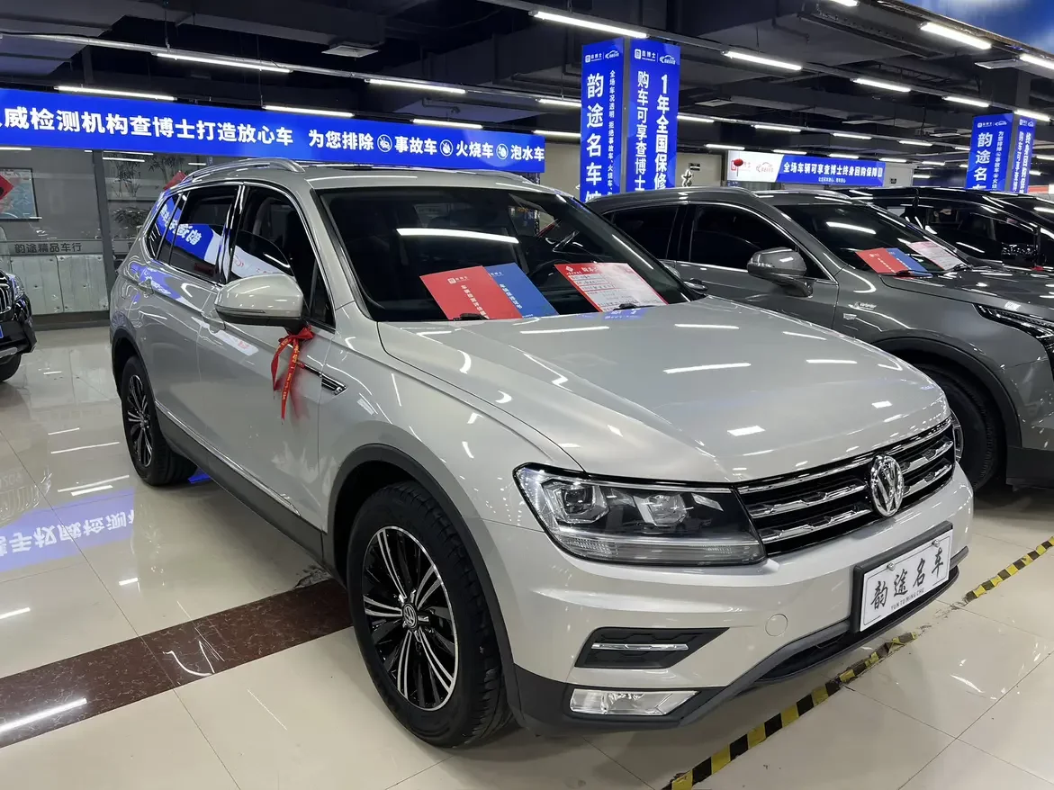 Volkswagen Tiguan L