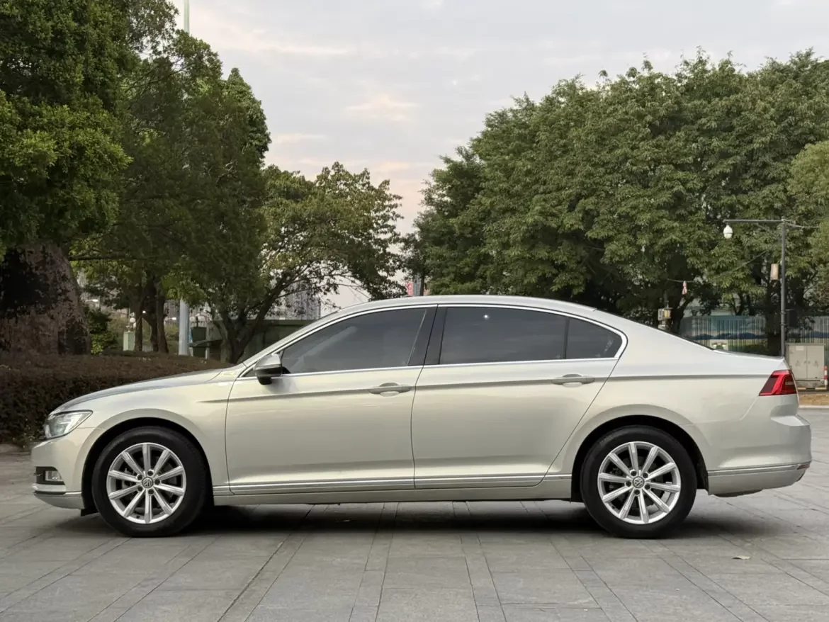 Volkswagen Magotan