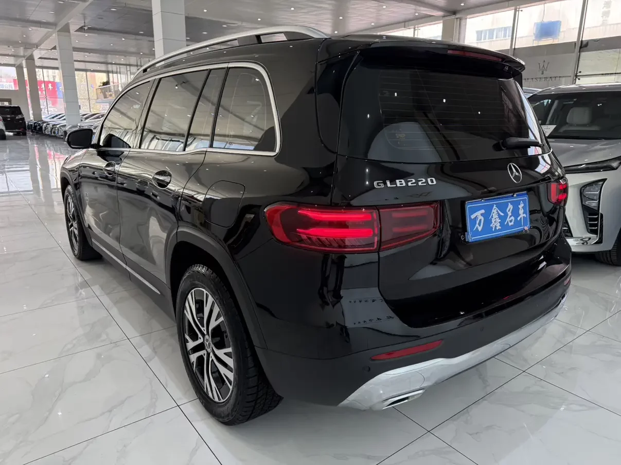 Mercedes-Benz GLB