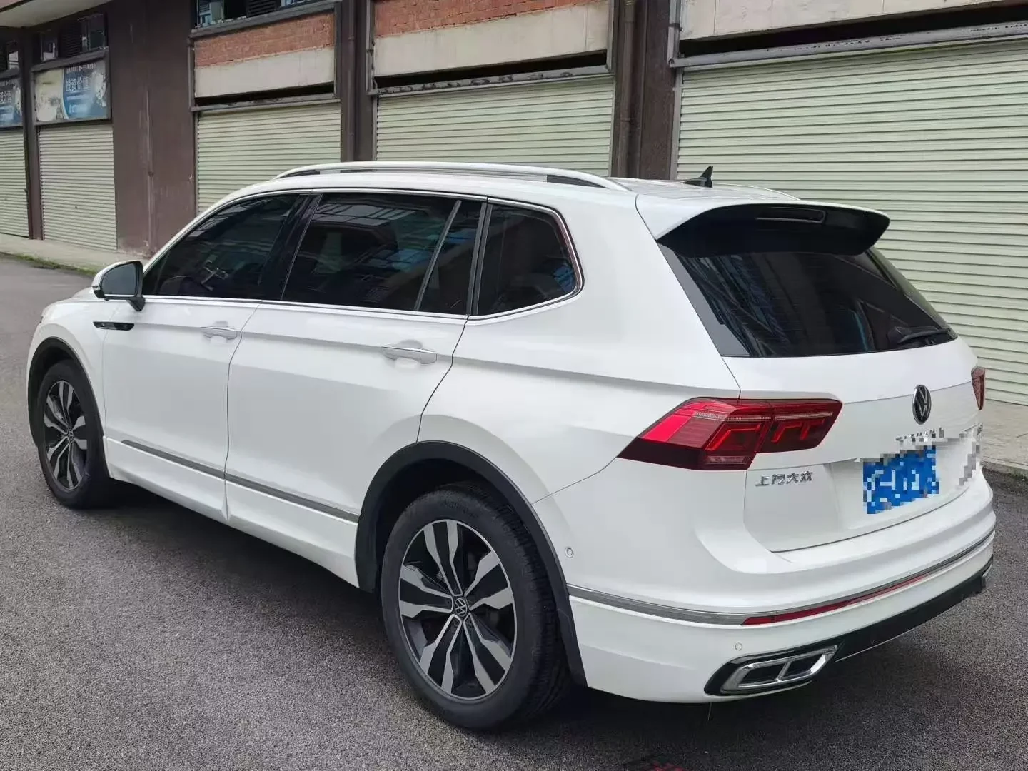 Volkswagen Tiguan L