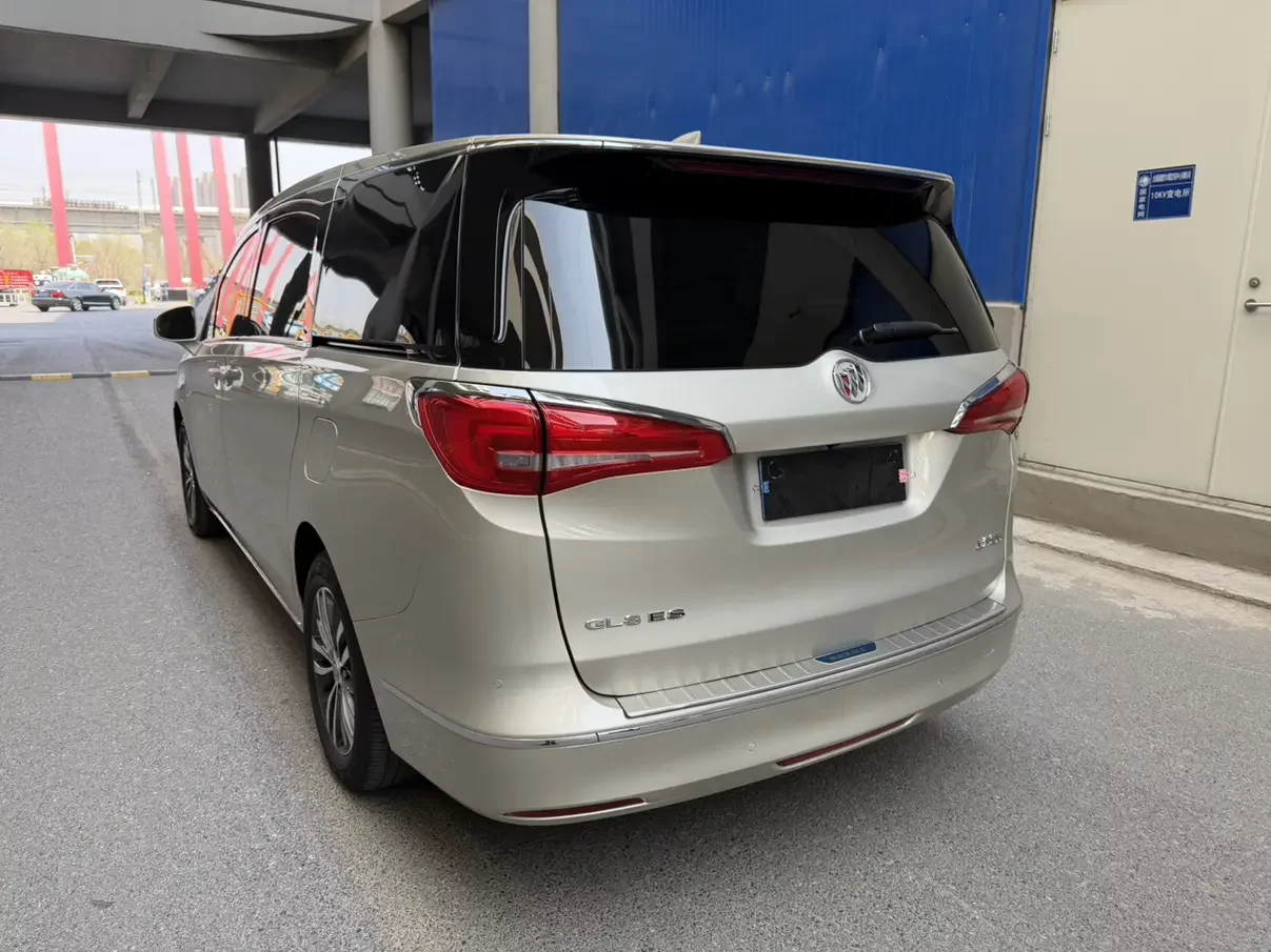 Buick GL8