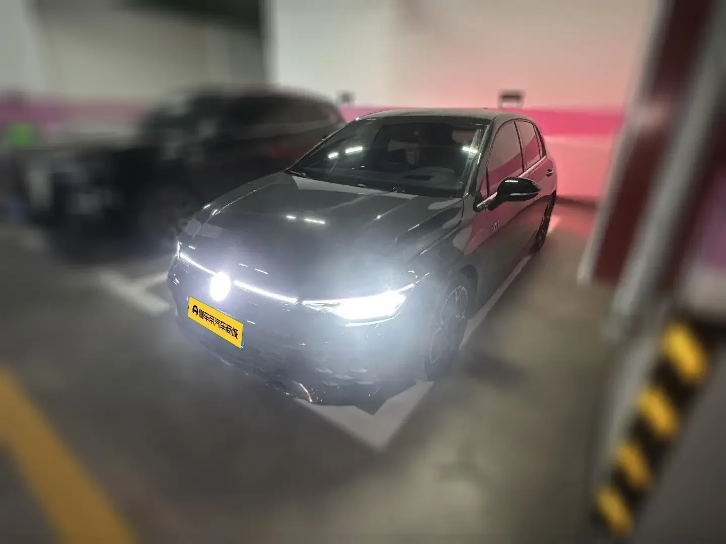 Volkswagen Golf GTI