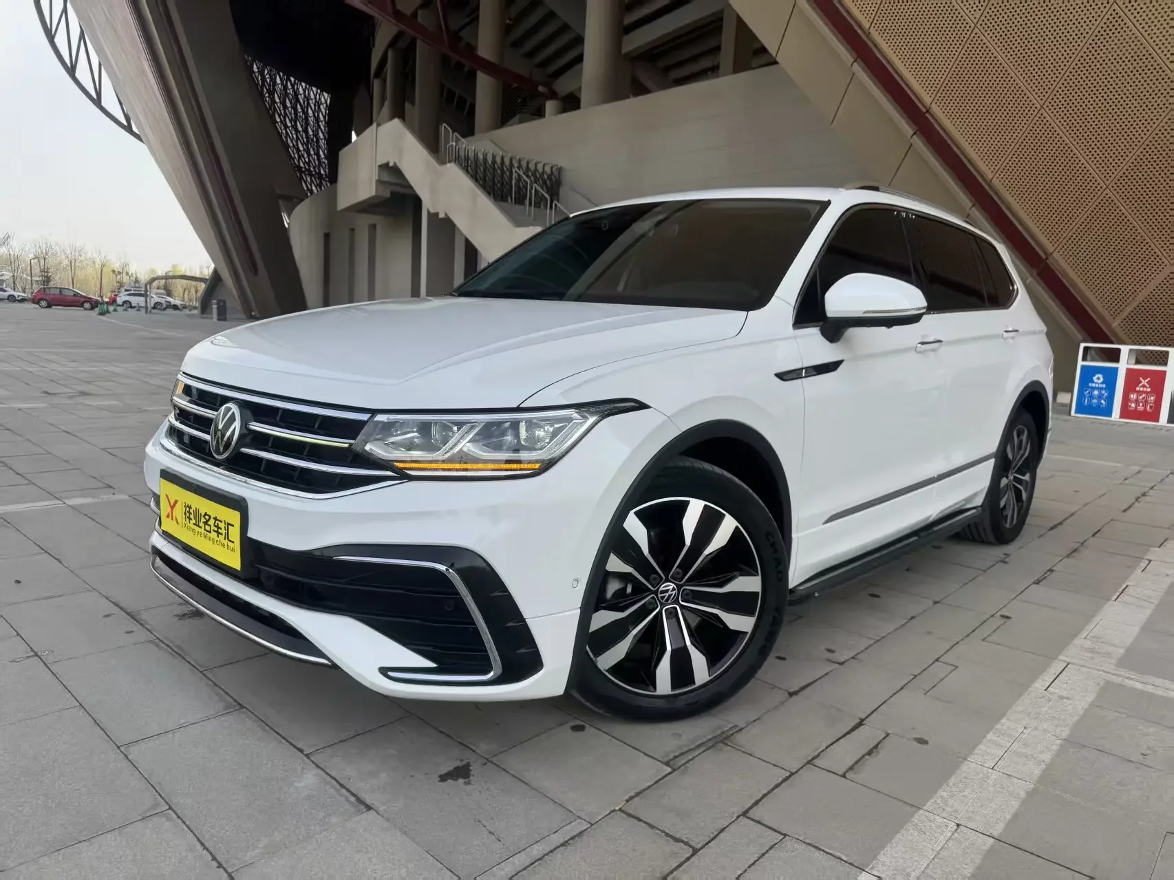Volkswagen Tiguan L