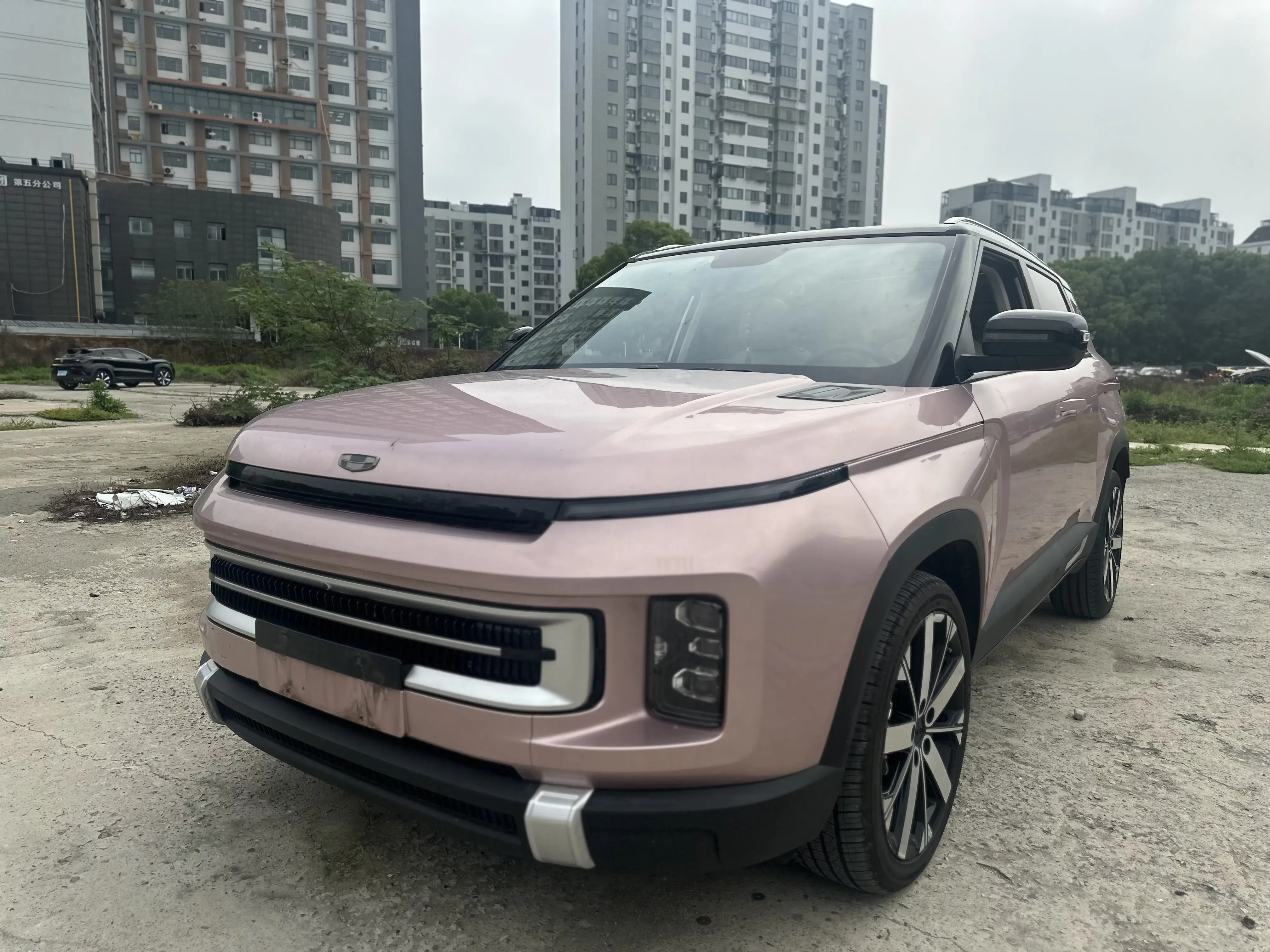 Geely ICON