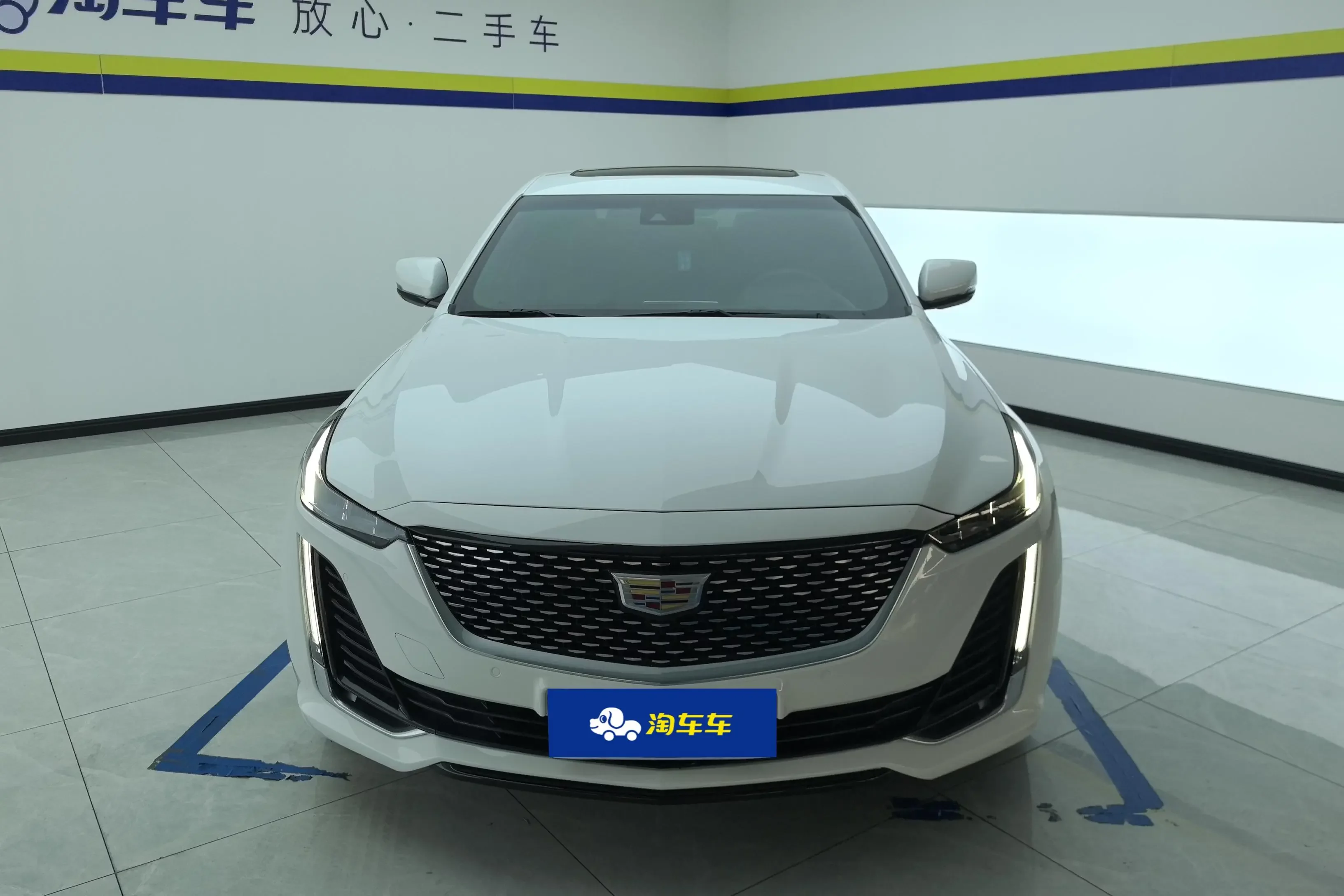 Cadillac CT5