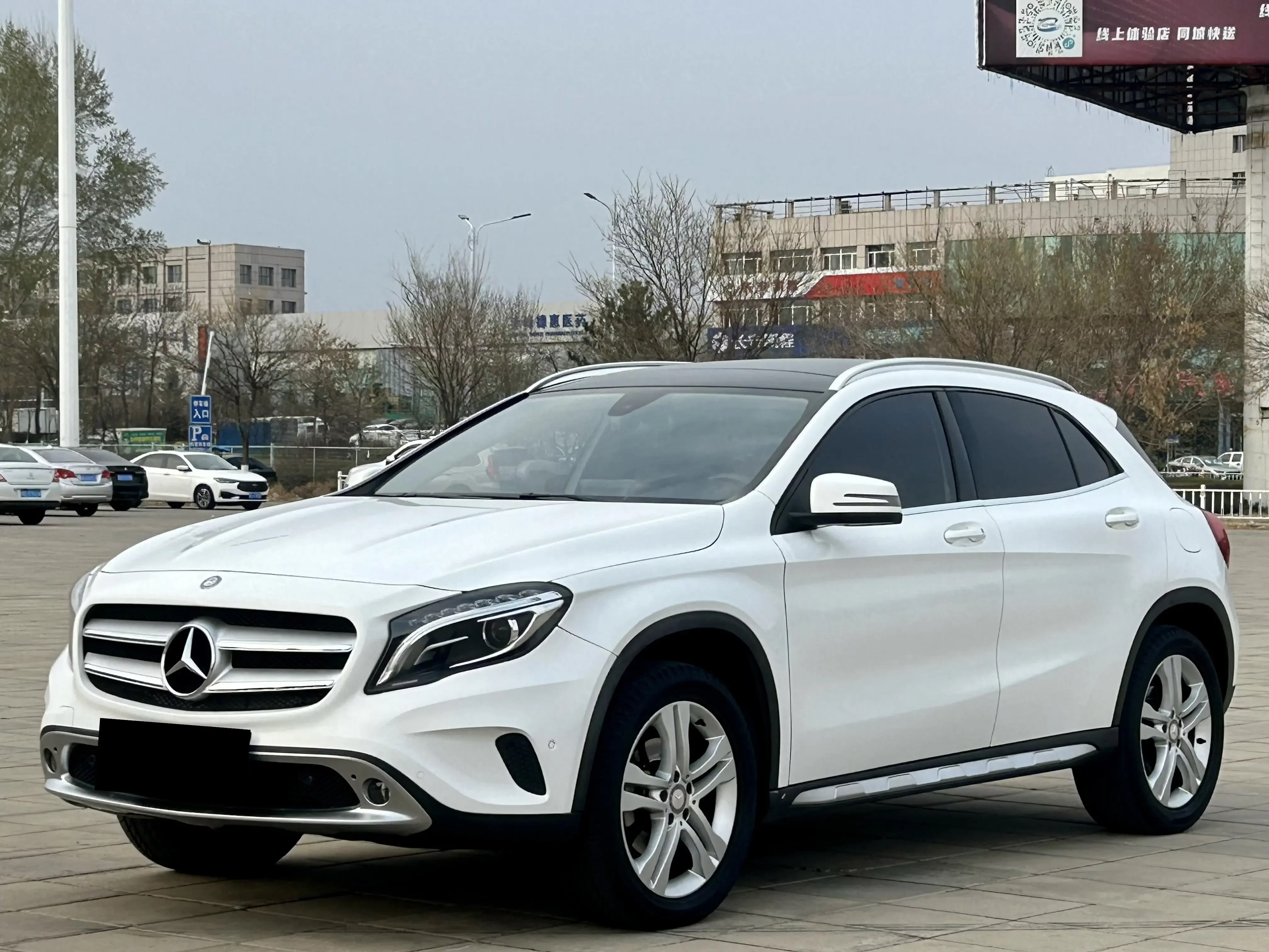 Mercedes-Benz GLA