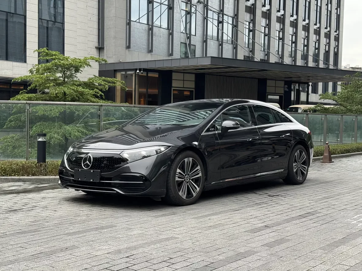 Mercedes-Benz EQS