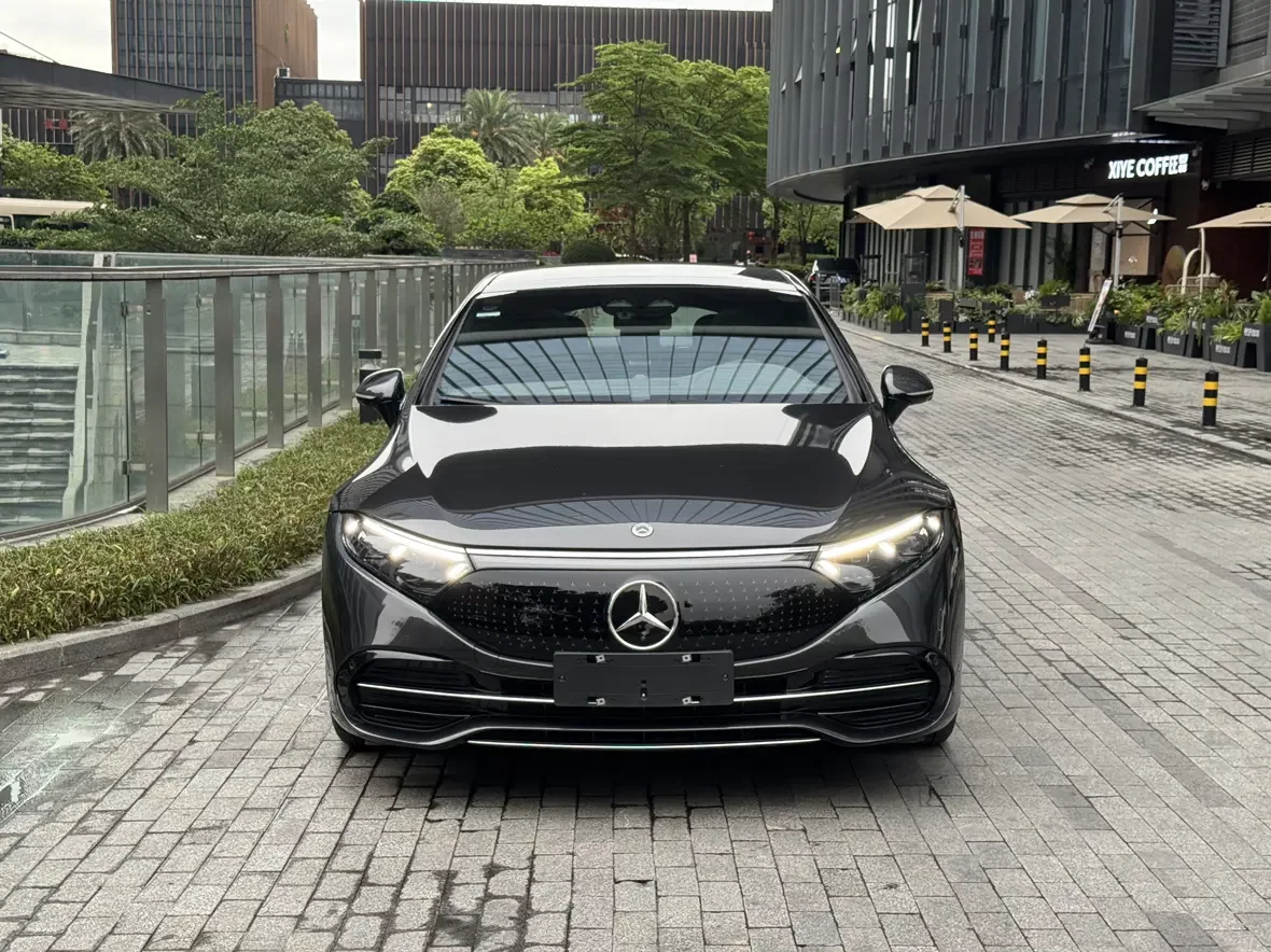 Mercedes-Benz EQS