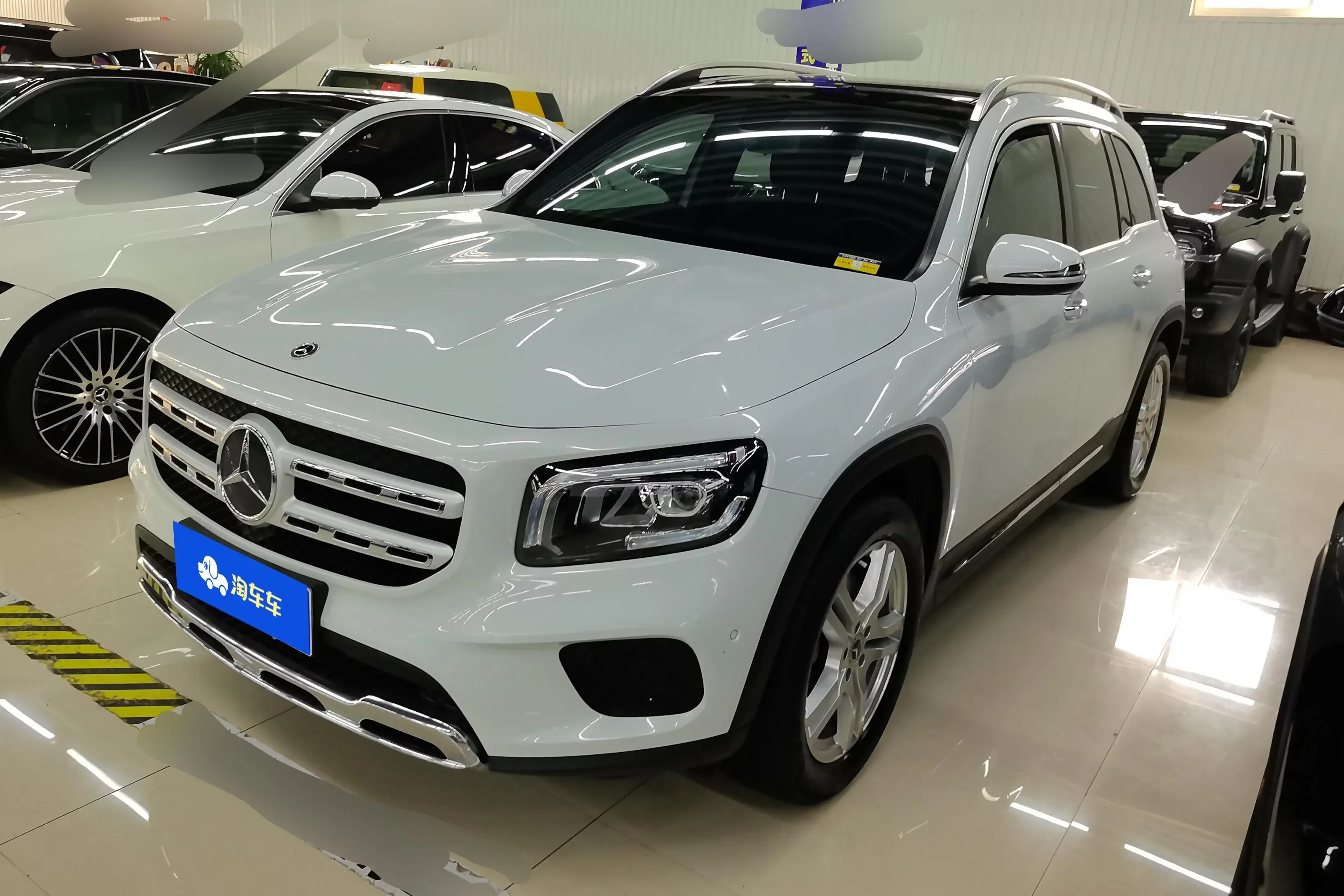 Mercedes-Benz GLB