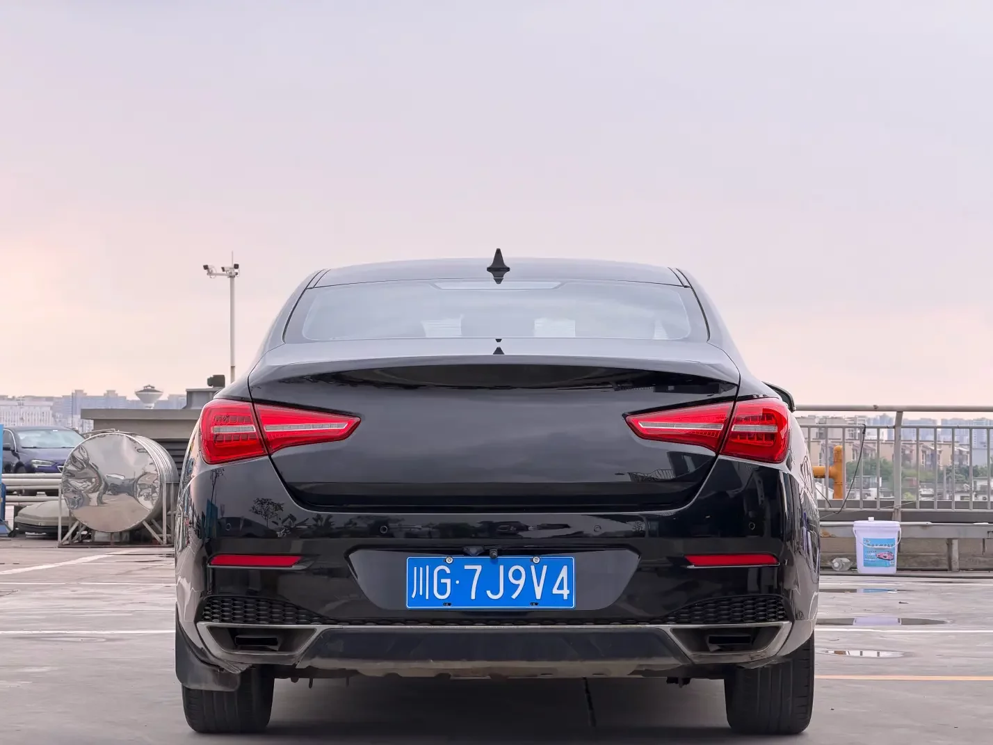 Hongqi H5 classic