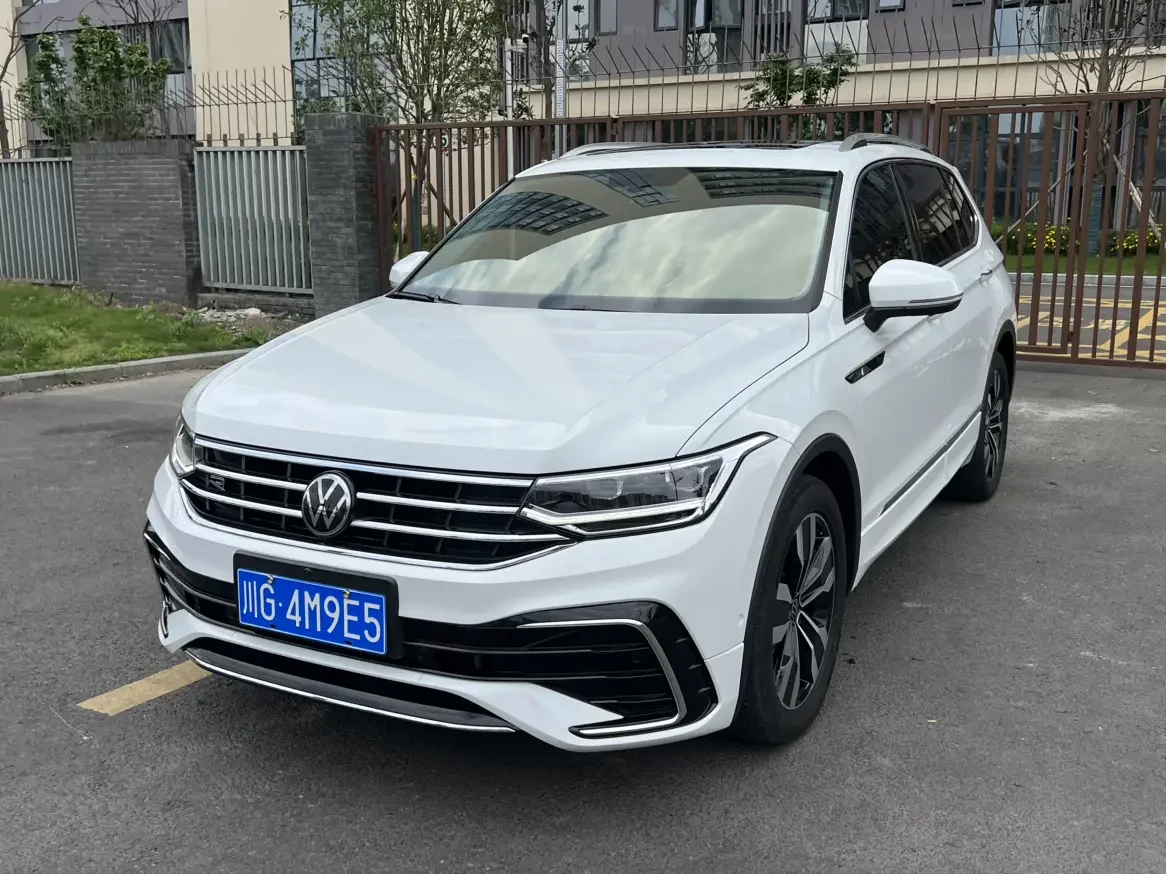 Volkswagen Tiguan L