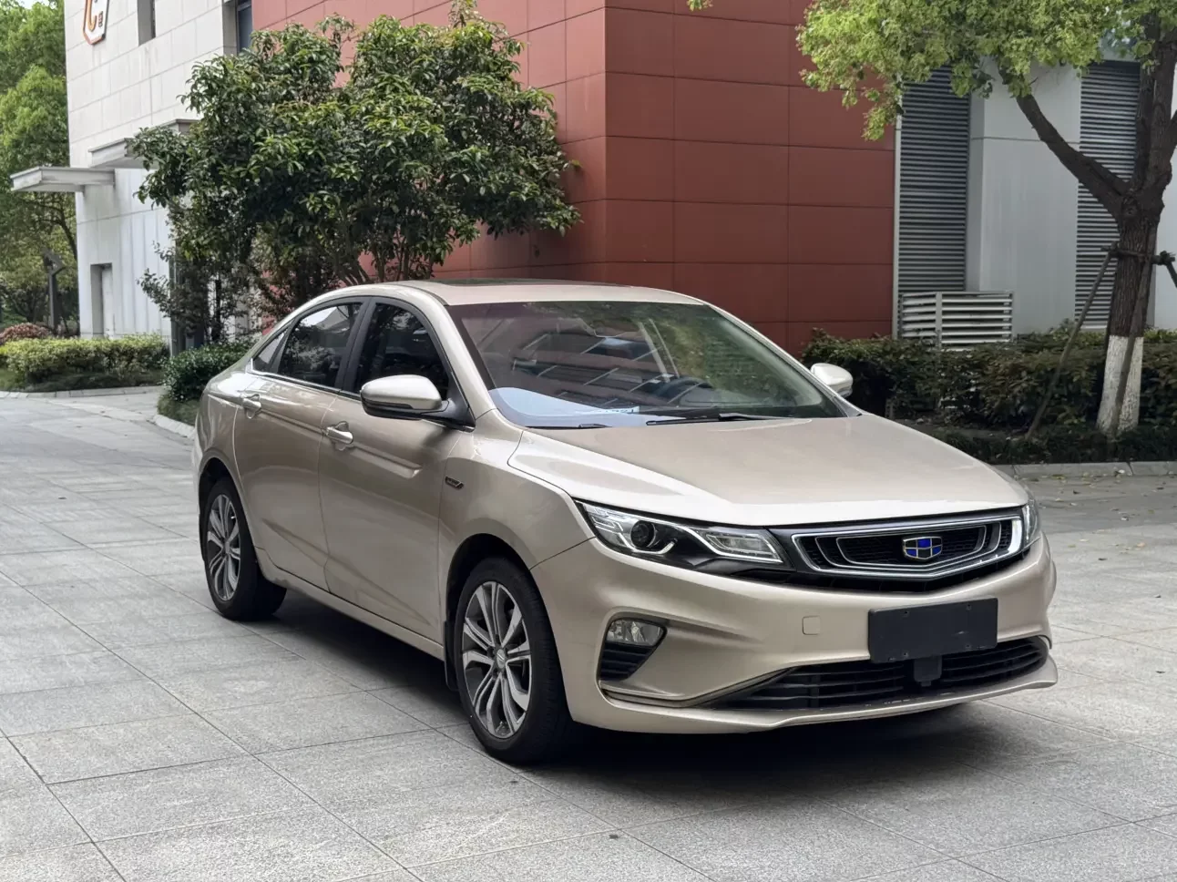 Geely Emgrand GL