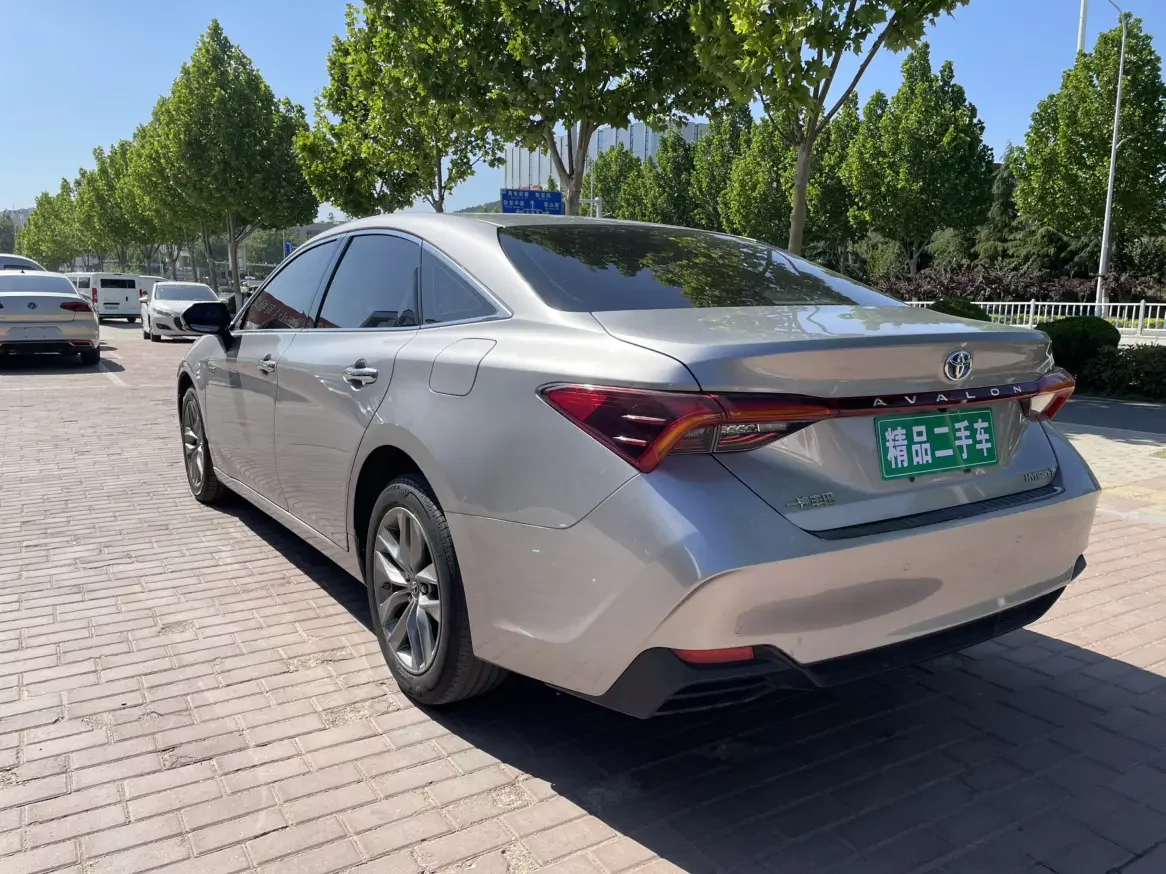 Toyota Avalon