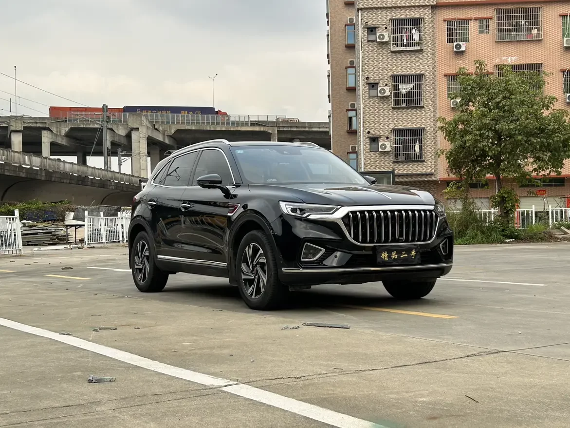 Hongqi HS5