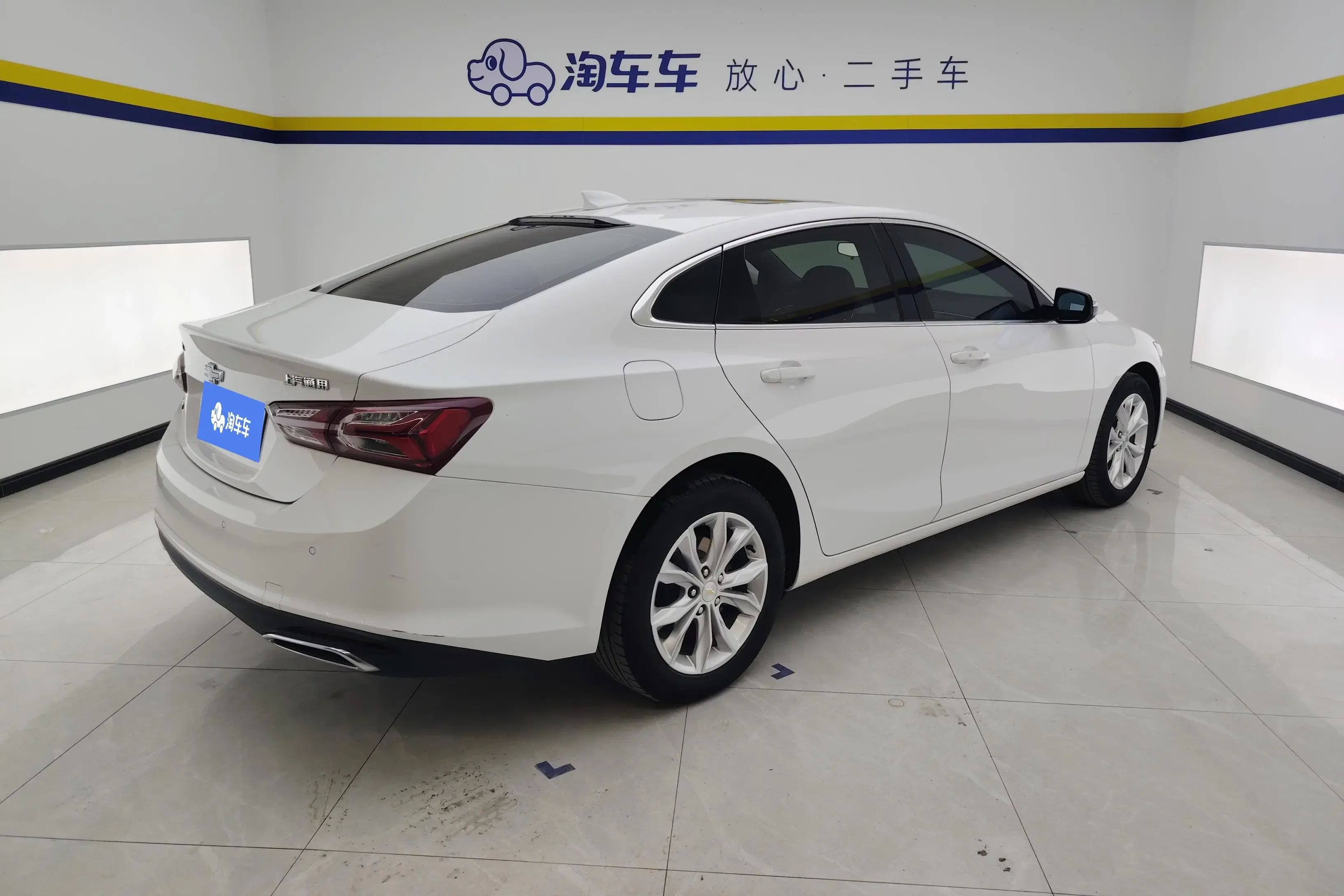 Chevrolet Malibu XL