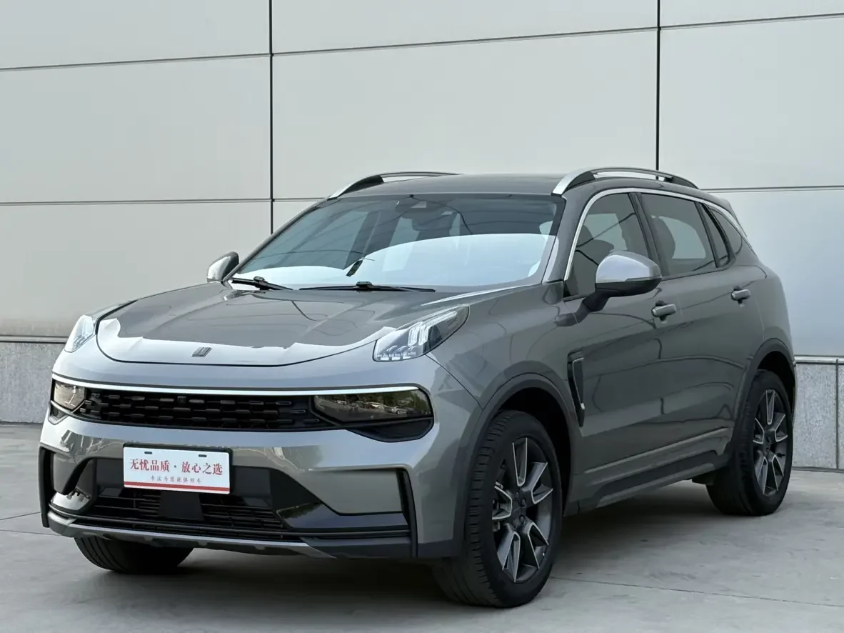 Lynk & Co 01