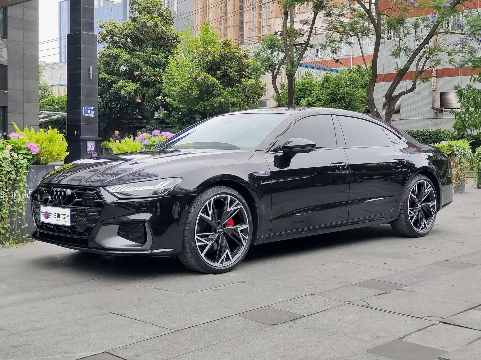 Audi A7L