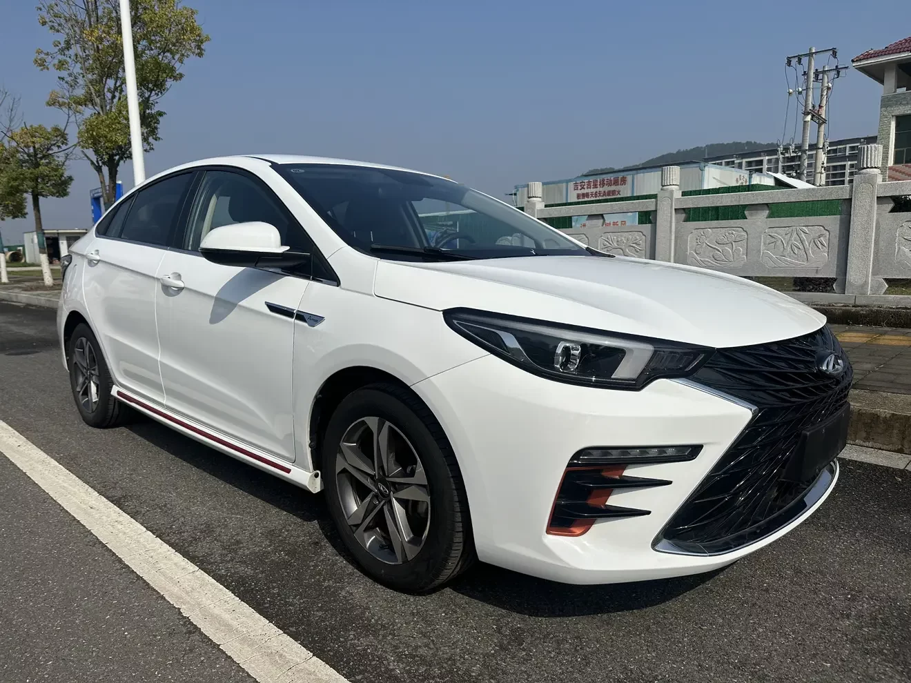 Omoda S5