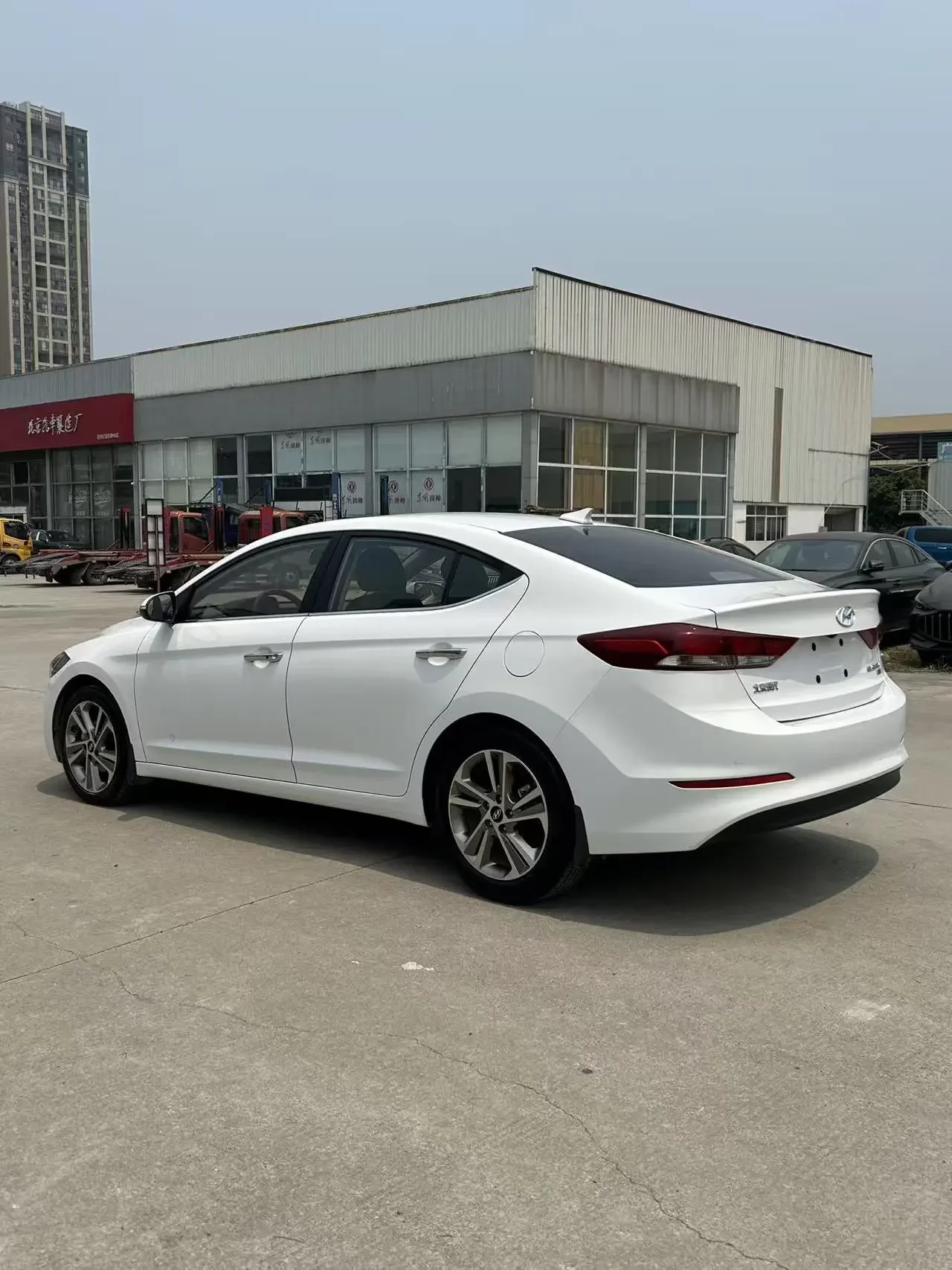 Hyundai lead