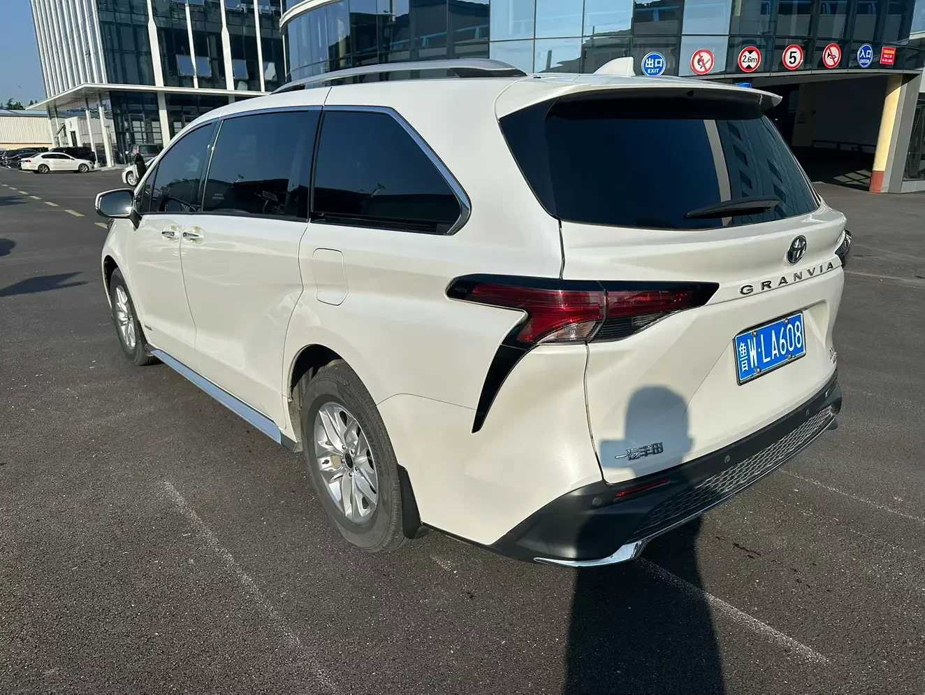 Toyota Granvia