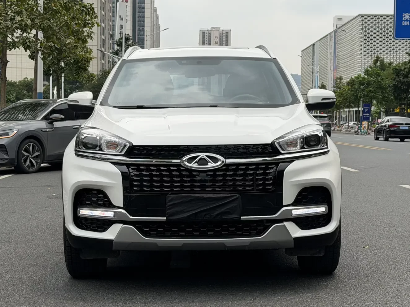 Chery Tiggo 8