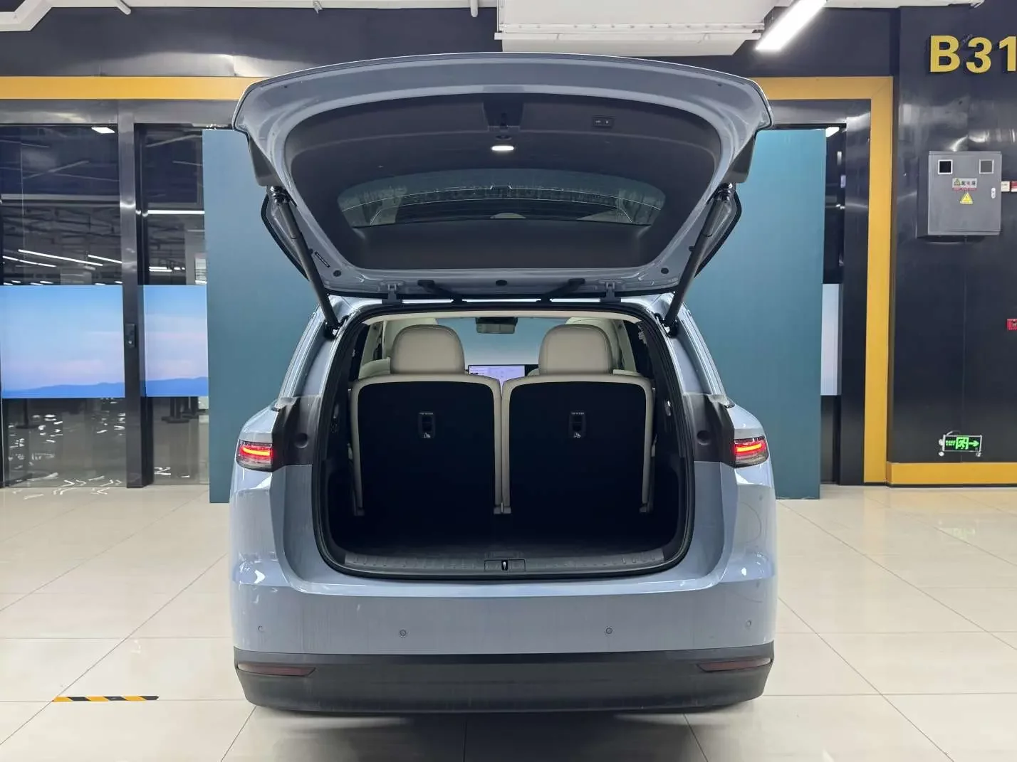 Li Ideal i8