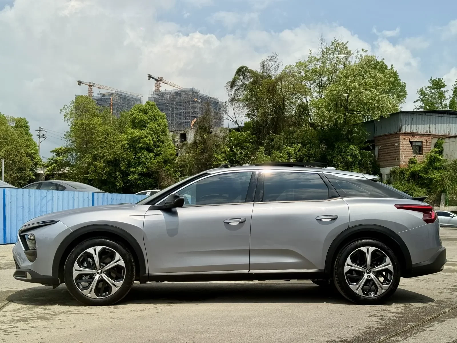 Citroën Versailles C5 X