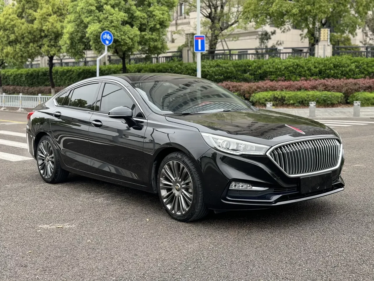 Hongqi H5 classic
